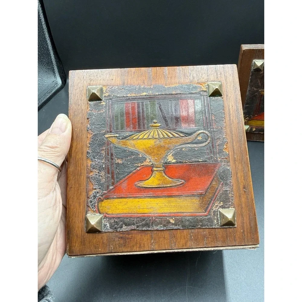 Antique Crafted Oak & Leather Bookends made in East Aurora,N.Y. Around 1910.